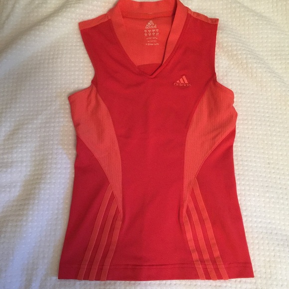 Adidas top