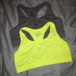 Nike hold for @dynamitedwight