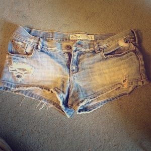 Light wash Hollister shorts