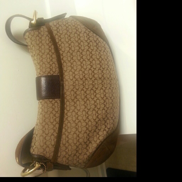 Coach Bag - Picture 2 of 4