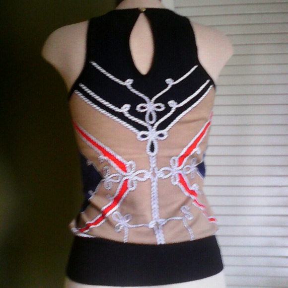 Cache Blouse - Picture 3 of 3