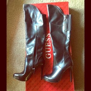 Black Knee high leather GUESS boots size 8