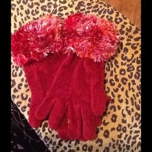 YEAR END SALE!!! Burgundy Cejon gloves