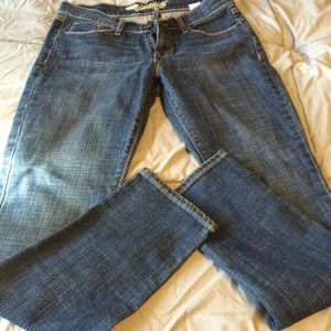 Old Navy sweetheart Jeans