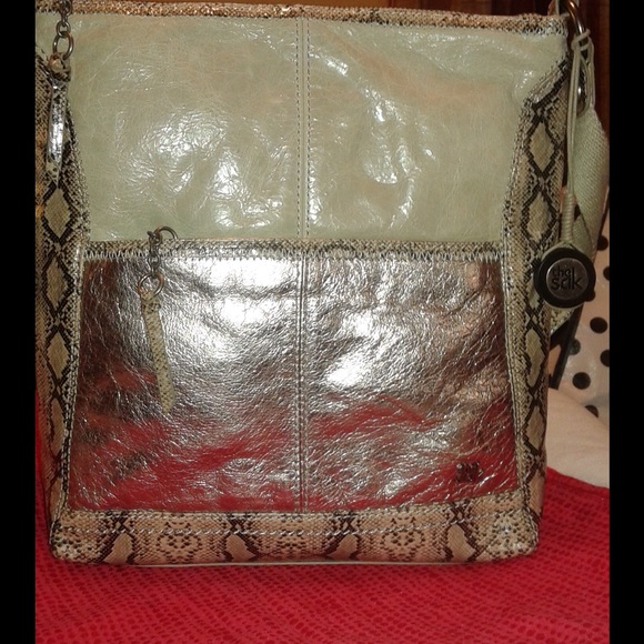 ????*The Sak*???? metallic animal print crossbody