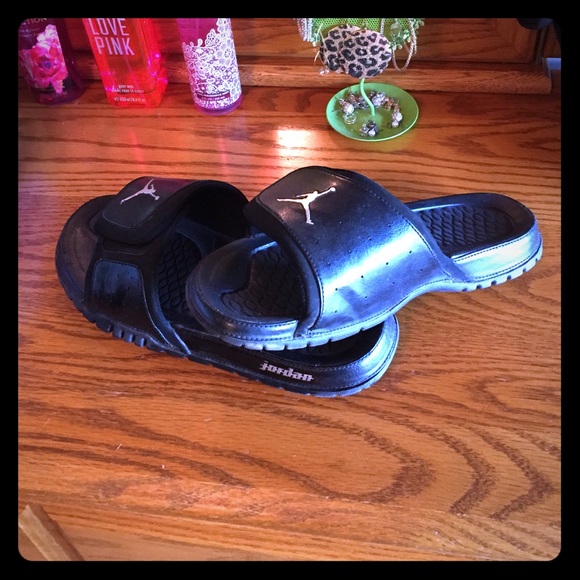Sports sandals