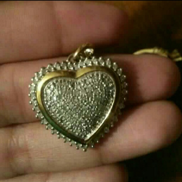 Necklace and ring set - Picture 2 of 3