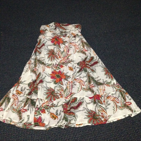 Strapless summer floral dress 😍🎀💜☀️