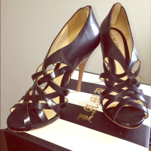 Sexy black "Tammy Pumps" ""REDUCED!!"