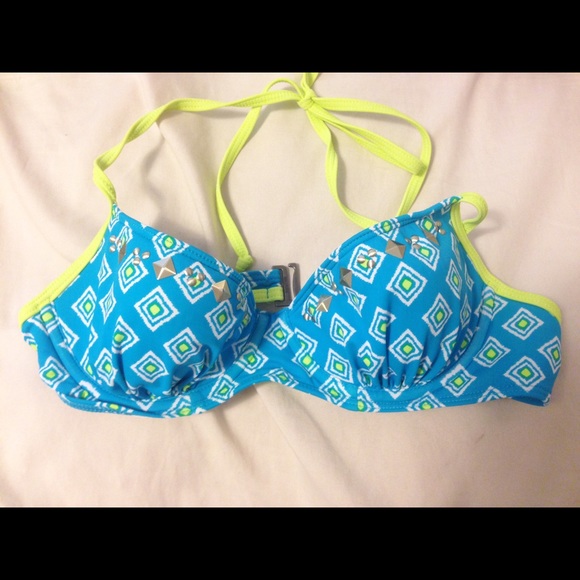 Push-Up Hollister Aztec Bikini Top, 32B-34A XS