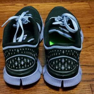 NIKE FREE RUN 3