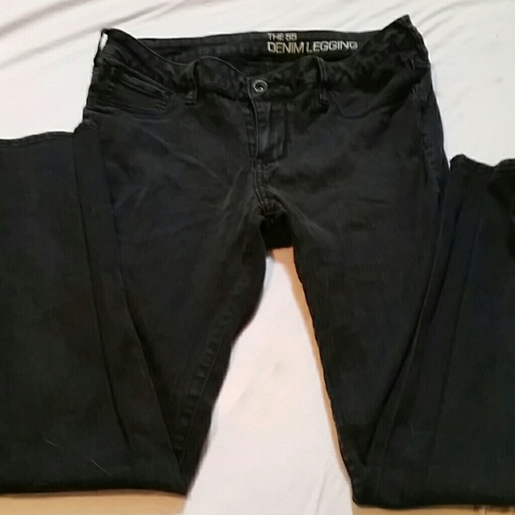 Black denim legging