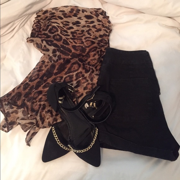 Cheetah print top