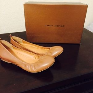 Audrey Brooke Camel flats size 7