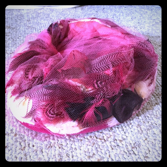 Vintage Pillbox Hat w Veil