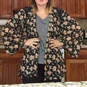 FLORAL KIMONO 🌸