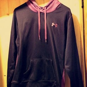 SOLD LOCALLY *Under Armour hoodie