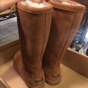 Ugg boots size 9
