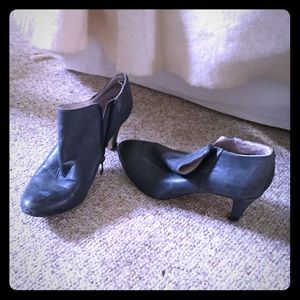 Vince Camuto Ankle Boots - Need Repairs