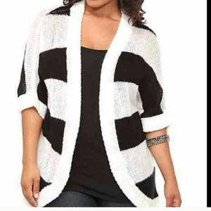 Torrid sz 1 sweater