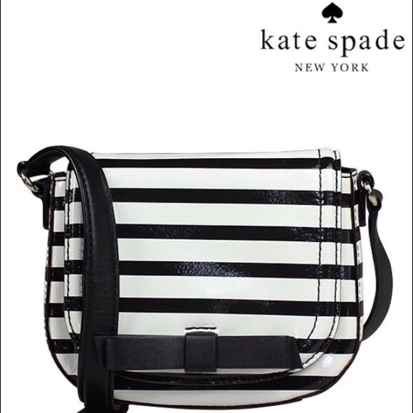 kate spade Handbags - NWT 100% leather Kate Spade cross body bag 💋