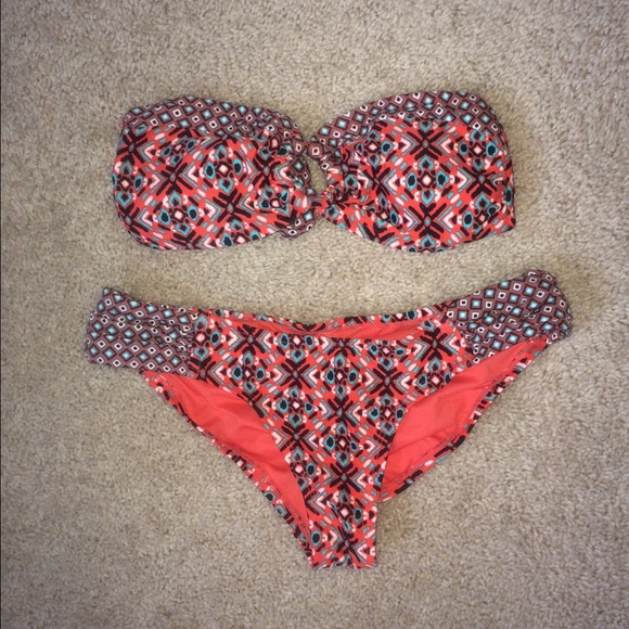 Swimming suit