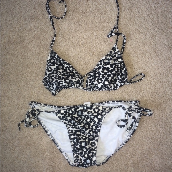 Swimming suit