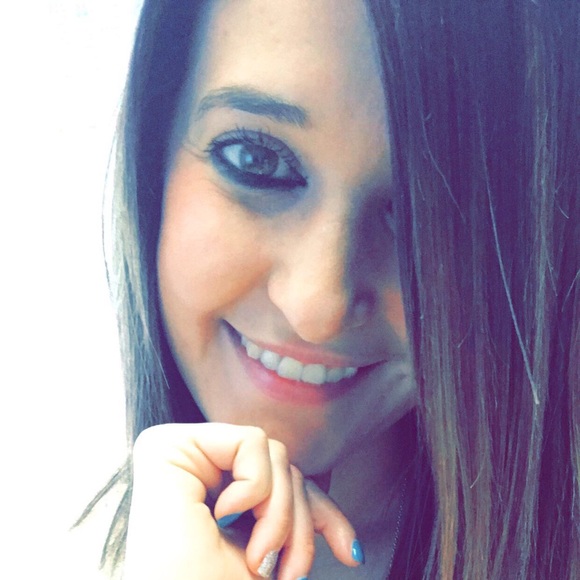 Meet your seller! - Picture 2 of 3