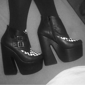 Jeffrey Campbell platform[on hold]