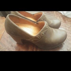 Dansko brown clog size 37