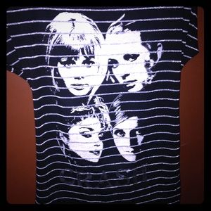 Cool 80's Tee with glittery stripes