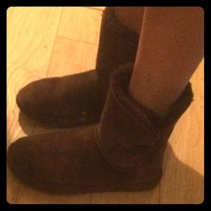 Bailey Button Ugg boots