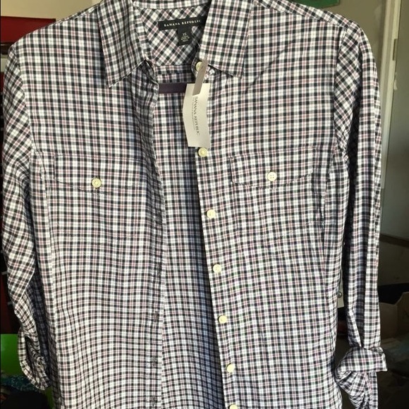 Banana Republic Button up shirt