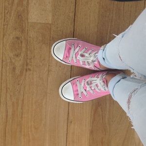 PINK CONVERSE