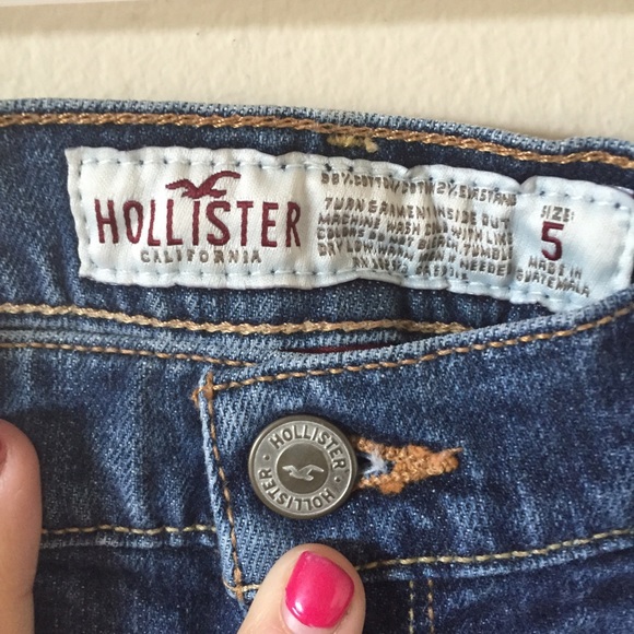 🚫SOLD🚫Hollister Jean shorts. - Picture 3 of 3