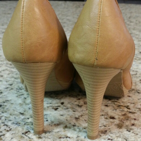 Sold 👠 Candies  Elle pump - Picture 3 of 3