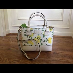 NWT Kate Spade Wellesley Small Quinn bag