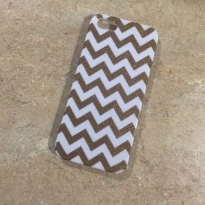 White and gold sparkle chevron print iPhone 5/ 5s