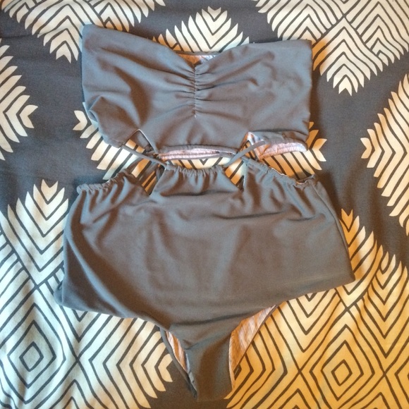 Acacia swimwear Paris one piece