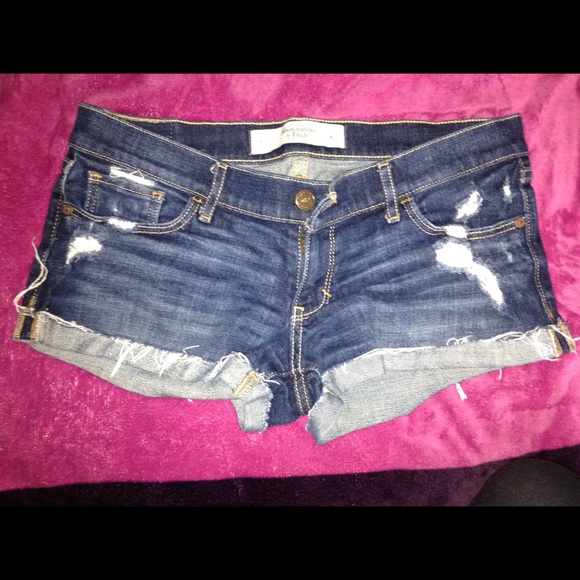 Abercrombie& Fitch denim shorts