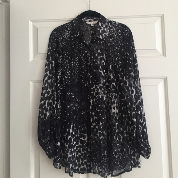 CAbi blouse - Picture 1 of 3