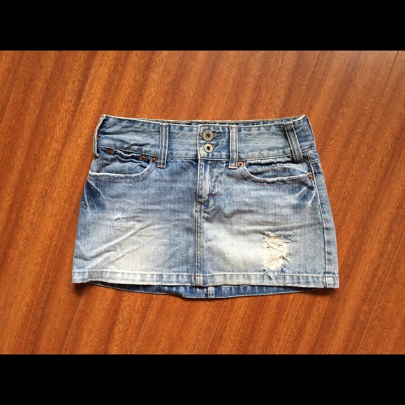 American Eagle jean skirt