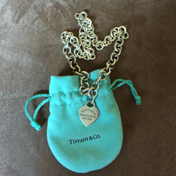 Tiffany heart pendant necklace
