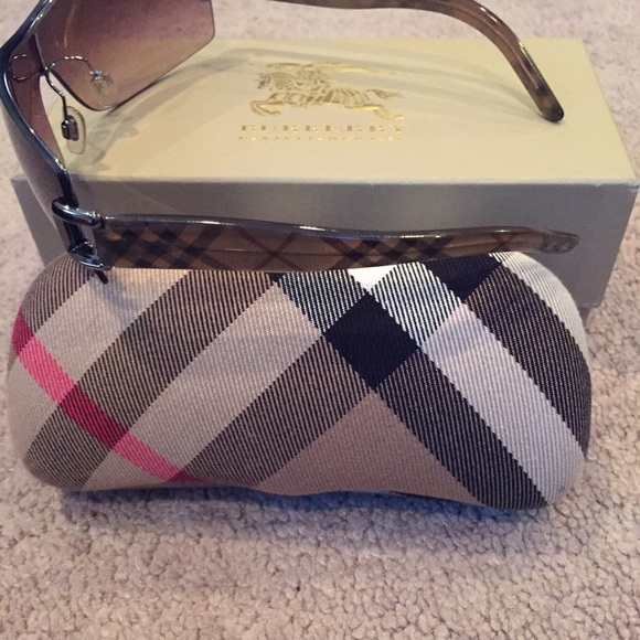 100% Authentic Burberry sunglasses