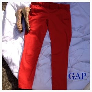 Closet Clear Out: GAP Red Skinny Mini Khakis ❤️