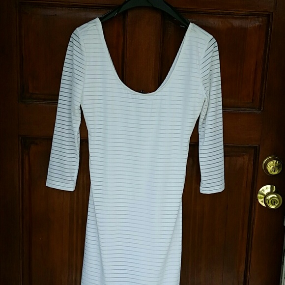 Dress - Picture 2 of 4