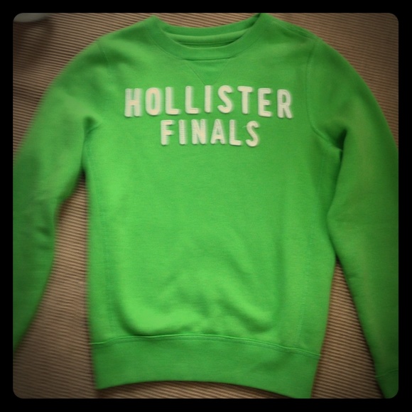 Hollister lime green sweat shirt. NWOT!!