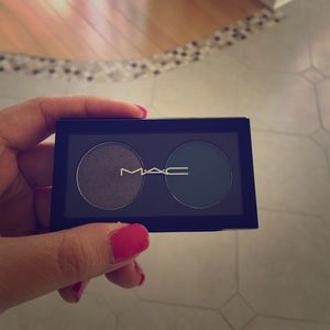Mac Eyeshadow Duo