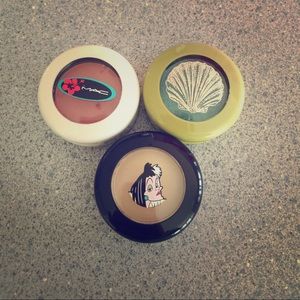 Bundle of Mac LE singles