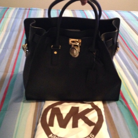 Large authentic Michael Kors bag!